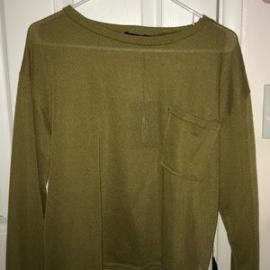 Pretty little thing sweater